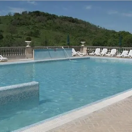 Terme Di Stigliano 카날레몬테라노